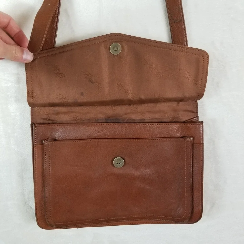 Fossil Cognac Brown Leather Crossbody‎ Bag Organizer Key Charm Vintage Style